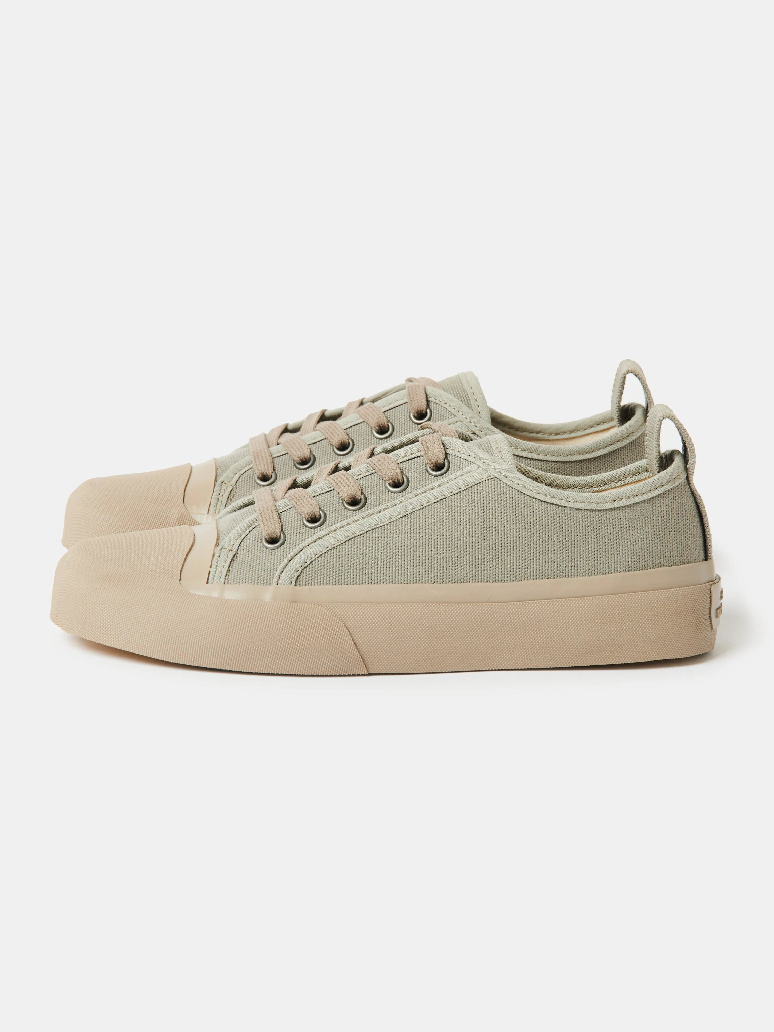 Byrd Canvas Shoe in Khaki