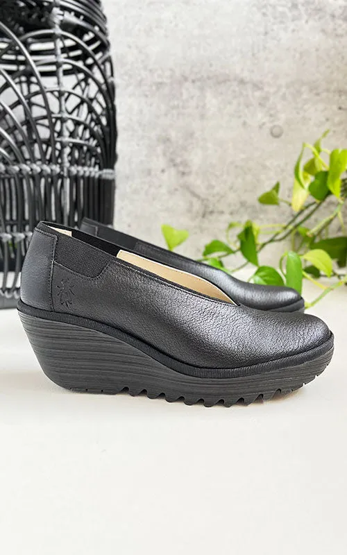 Fly London YOZA Leather Shoe | Black   Ocean