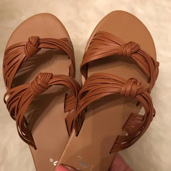 Vanessa Sandals- Camel